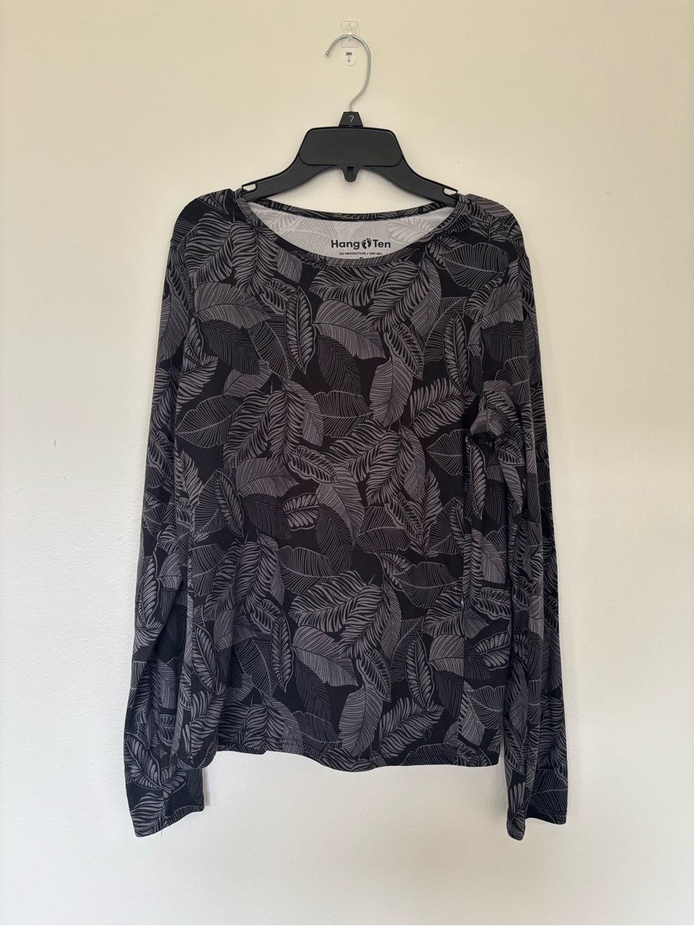 Hang Ten Women's Black and Gray Printed Top Size S beach summer protection